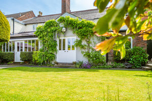 REAR GARDEN- click for photo gallery